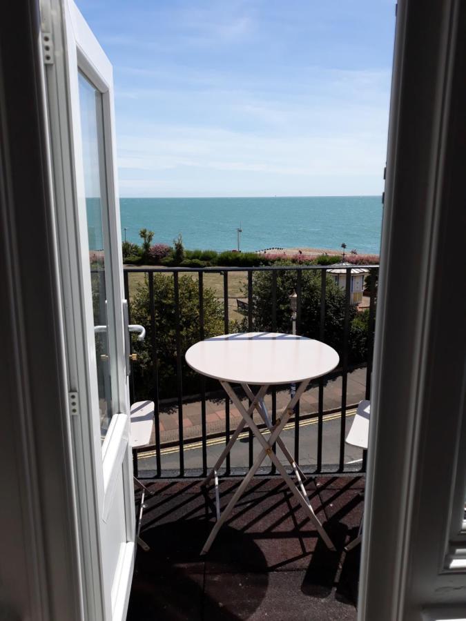 Breakers Bed And Breakfast WTA-toernooi van WTA-toernooi van Eastbourne Buitenkant foto