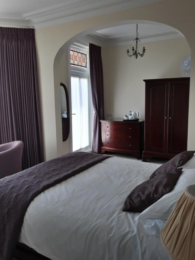 Breakers Bed And Breakfast WTA-toernooi van WTA-toernooi van Eastbourne Buitenkant foto