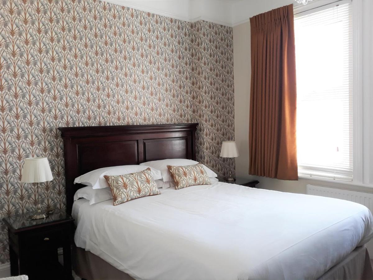 Breakers Bed And Breakfast WTA-toernooi van WTA-toernooi van Eastbourne Buitenkant foto