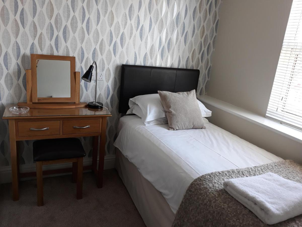 Breakers Bed And Breakfast WTA-toernooi van WTA-toernooi van Eastbourne Buitenkant foto