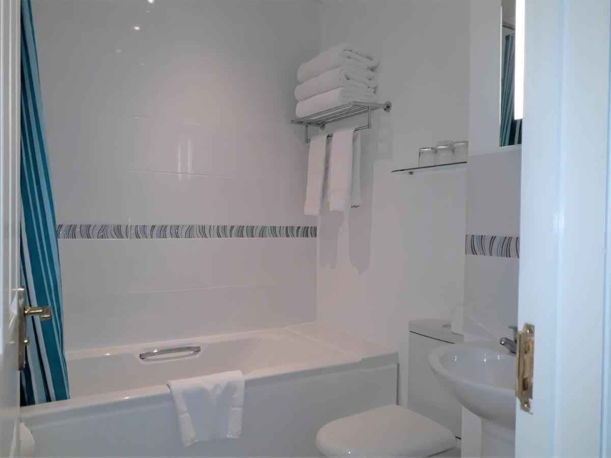 Breakers Bed And Breakfast WTA-toernooi van WTA-toernooi van Eastbourne Buitenkant foto