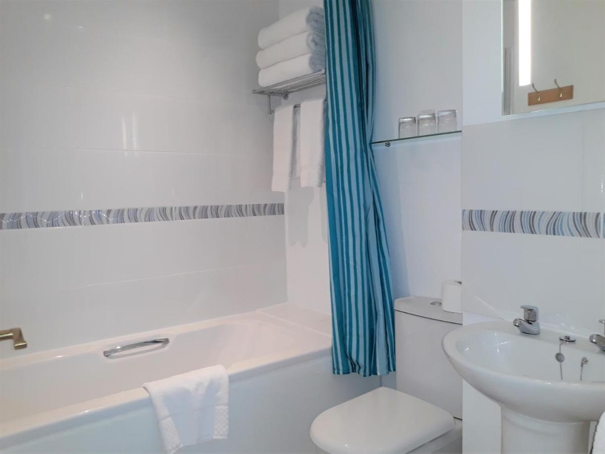 Breakers Bed And Breakfast WTA-toernooi van WTA-toernooi van Eastbourne Buitenkant foto
